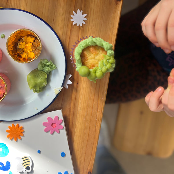 Mothers Day | Children’s Cupcake Decorating